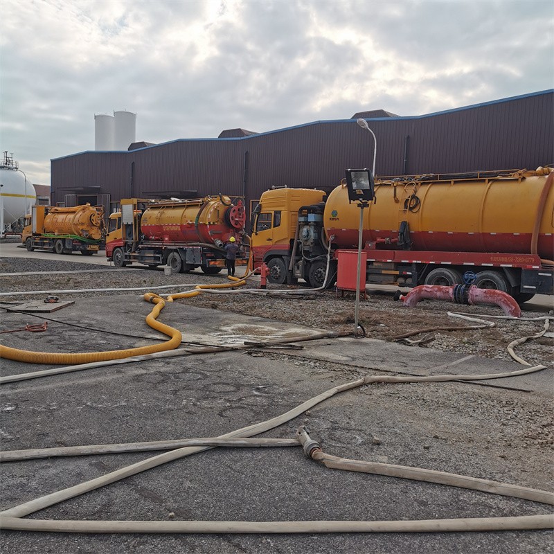 桐城污水池清理