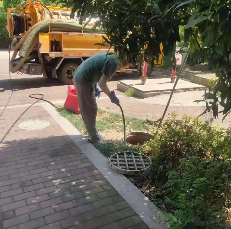 桐城市政排污管道清淤疏通——专业团队，让您全程省心！
